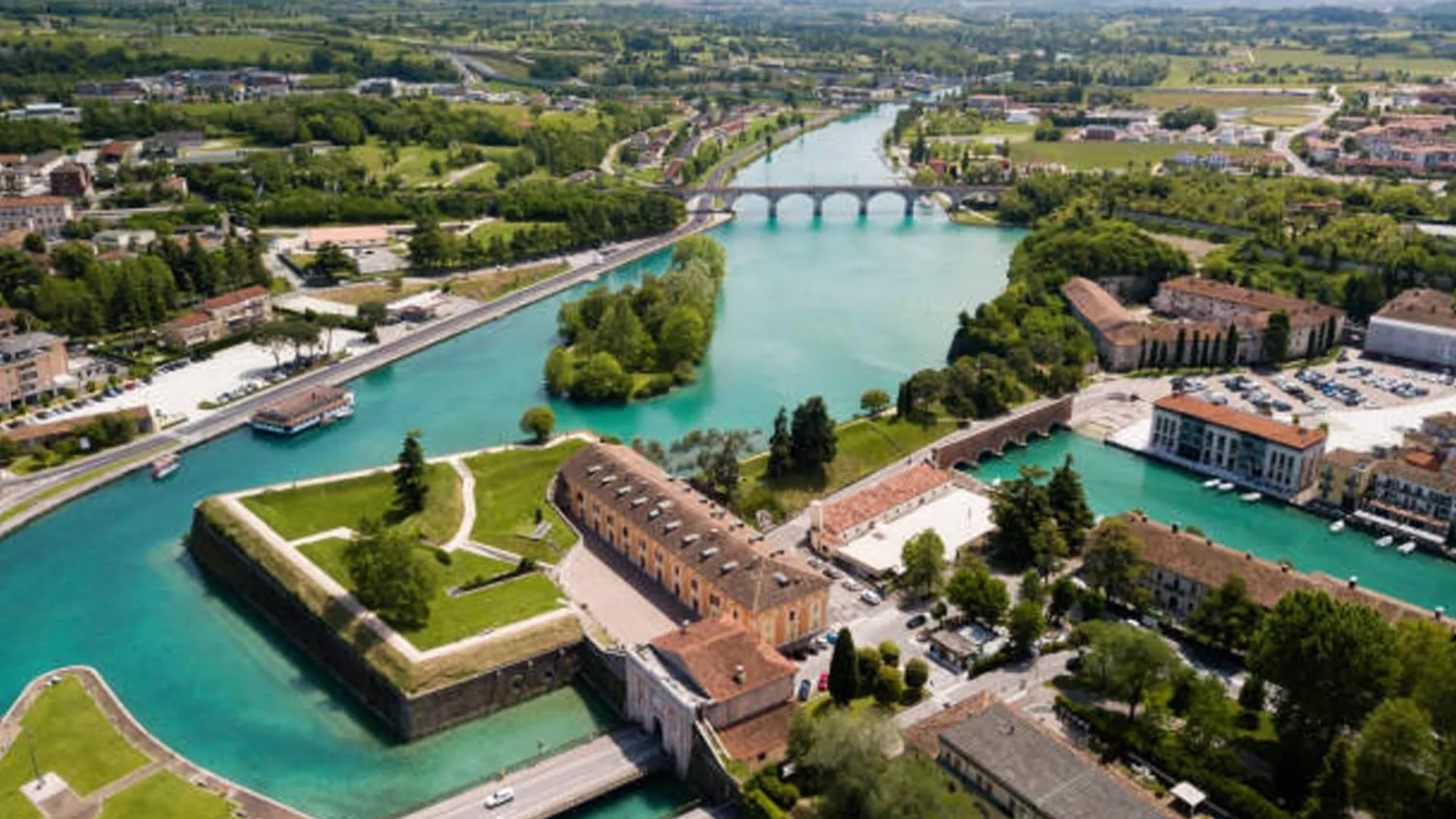 Tokyo Apartment - Comfort Moderno A Due Passi Dalle Attrazioni Del Garda Peschiera del Garda
